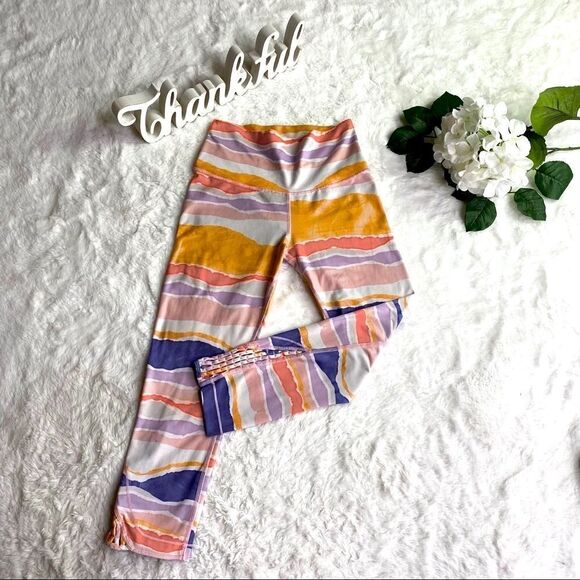 Lululemon True Self Crop Leggings Pants In Bleacher Stripe Iris Size 6 - Picture 2 of 5